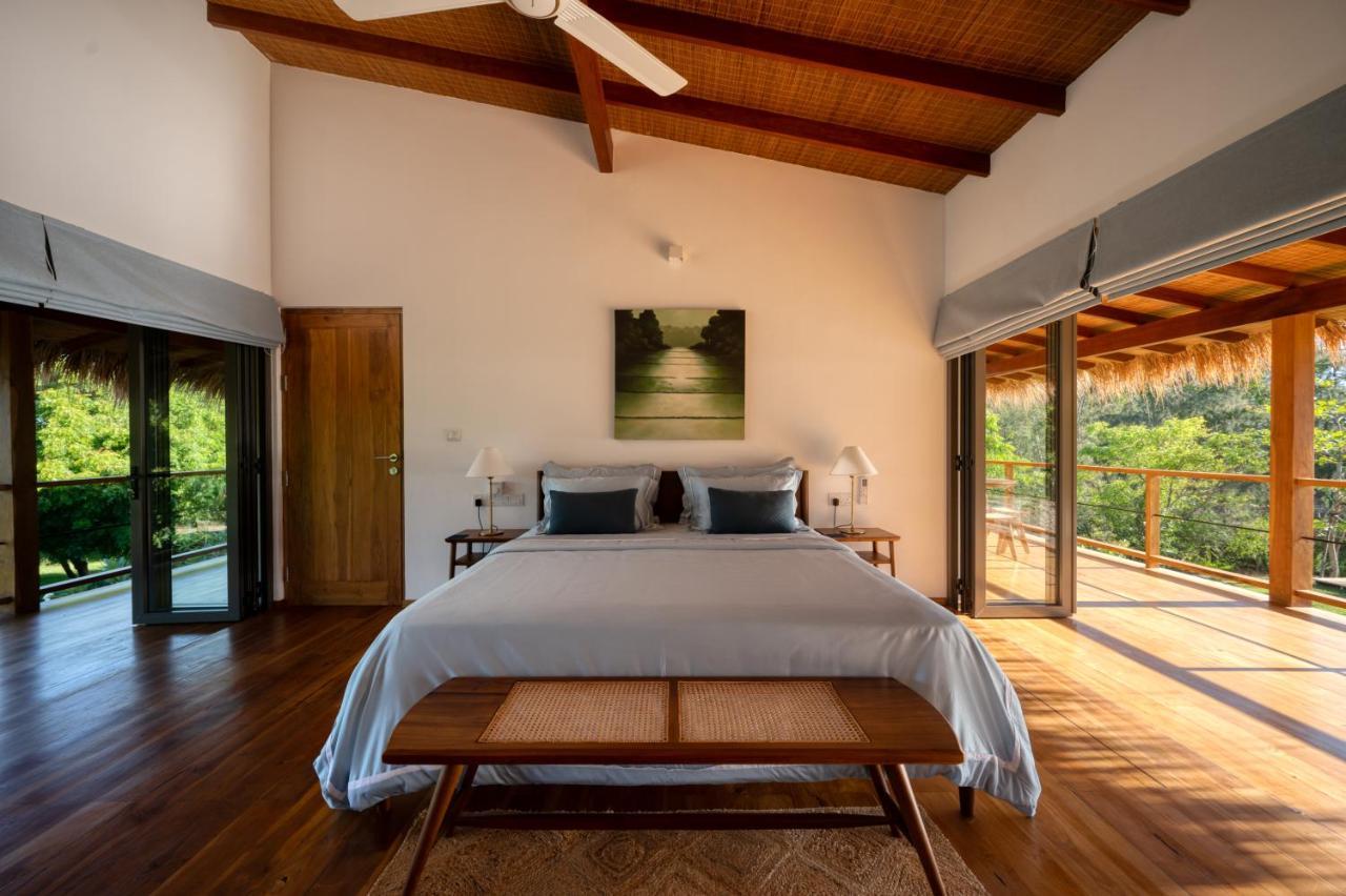 Niketh Villa Komari Arugambay Екстериор снимка