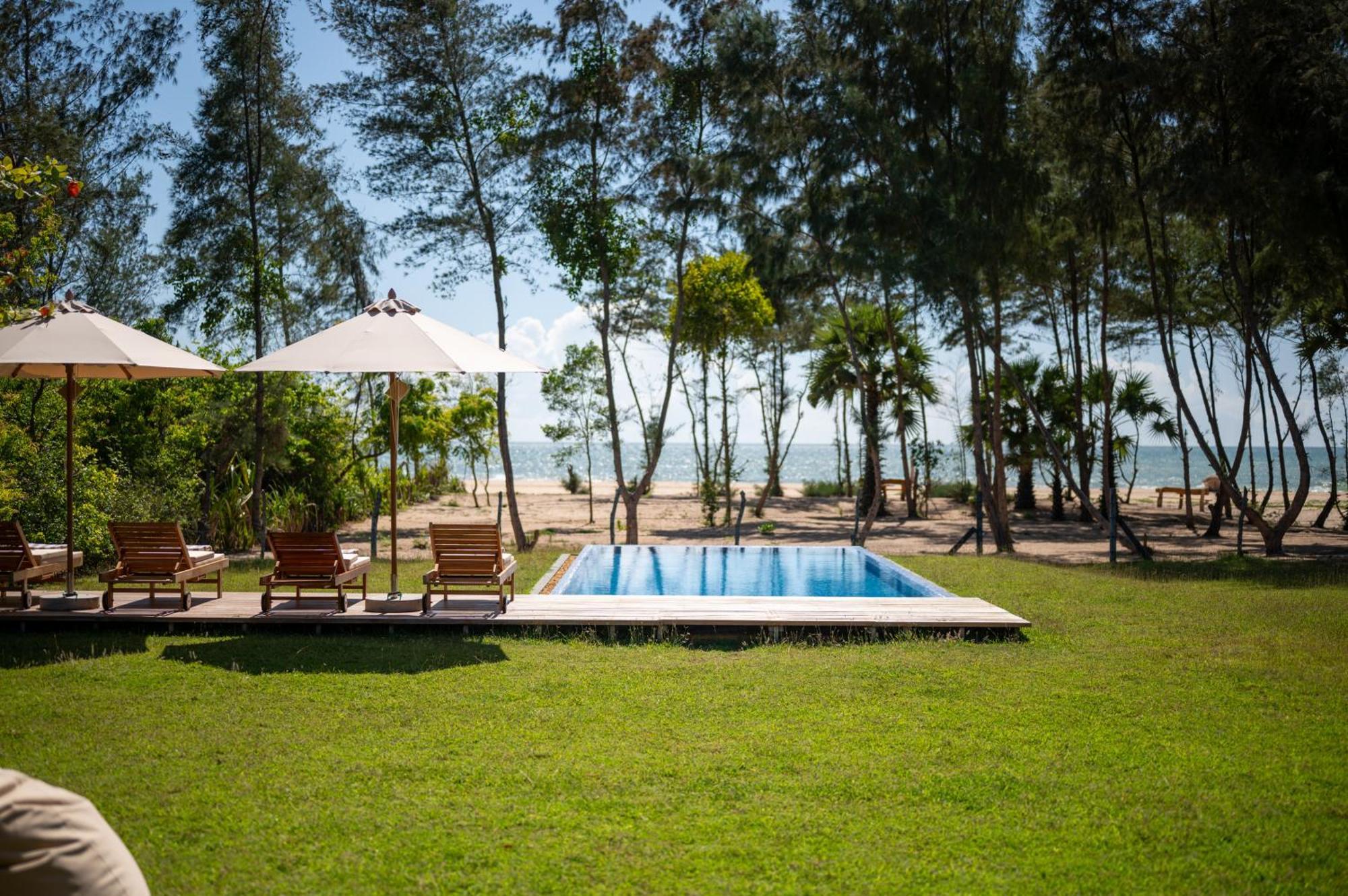 Niketh Villa Komari Arugambay Екстериор снимка