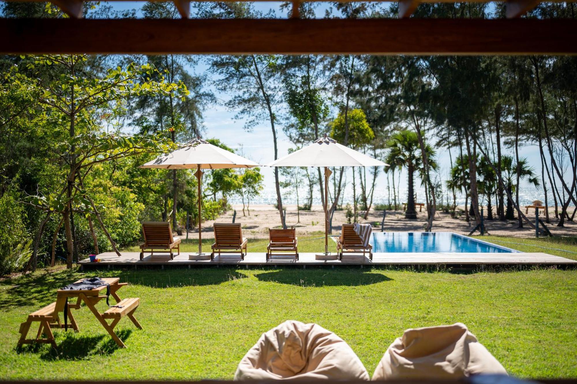 Niketh Villa Komari Arugambay Екстериор снимка