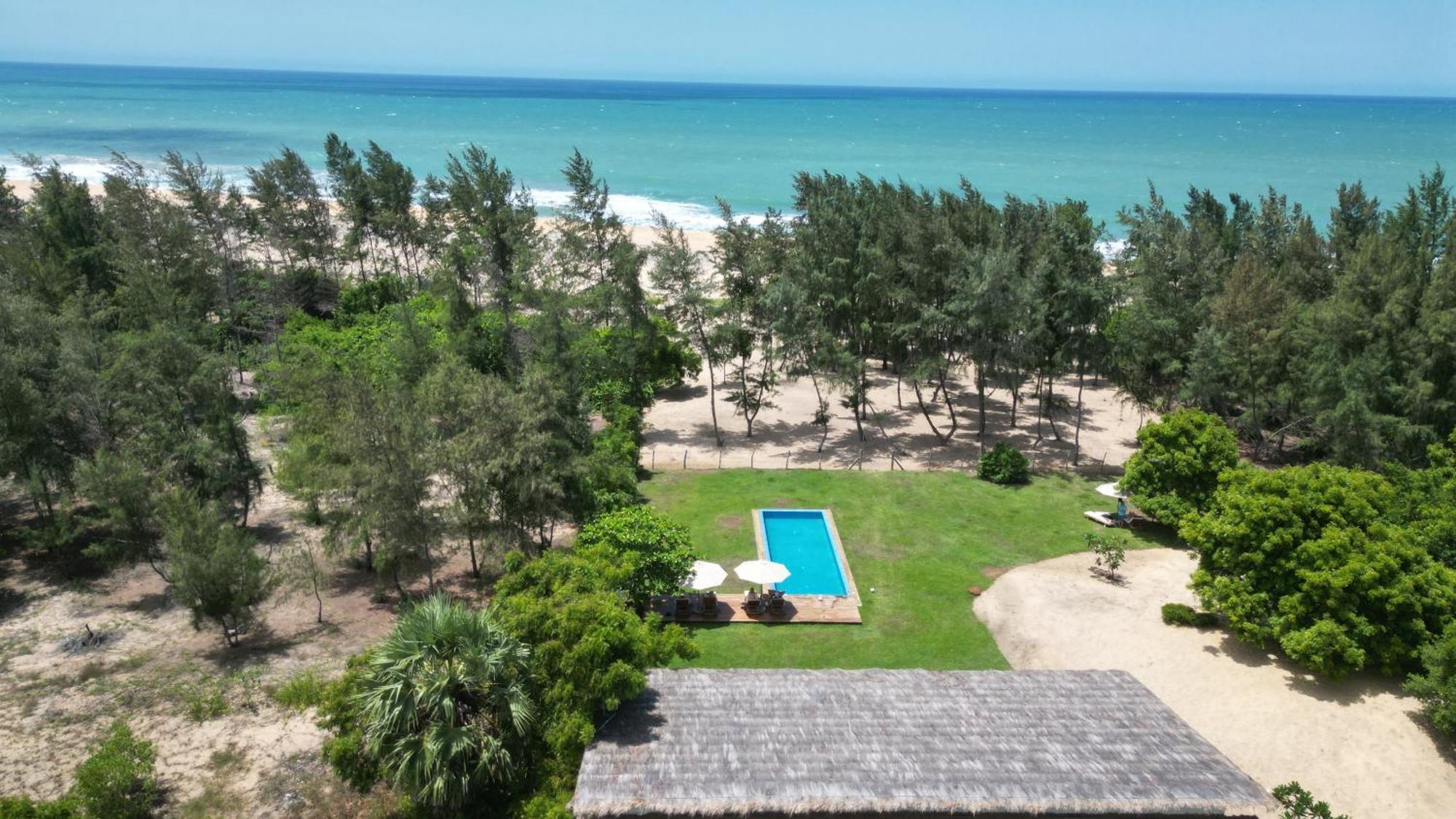 Niketh Villa Komari Arugambay Екстериор снимка